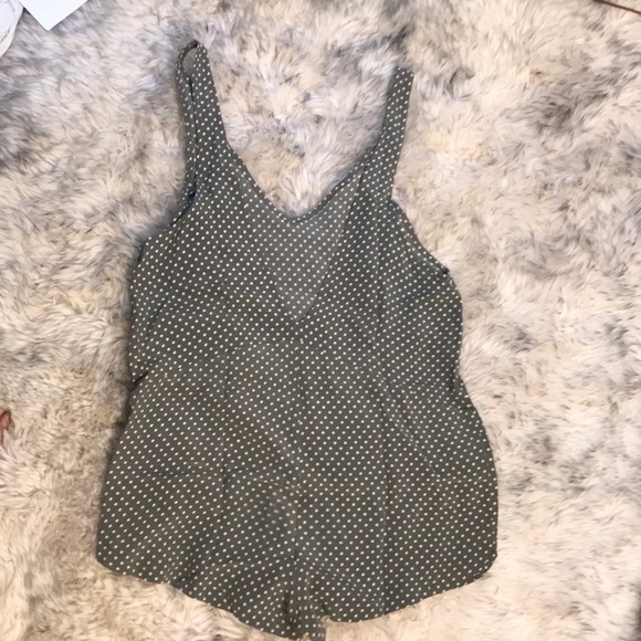 Italy Romper in Puka - Picture 3 of 4